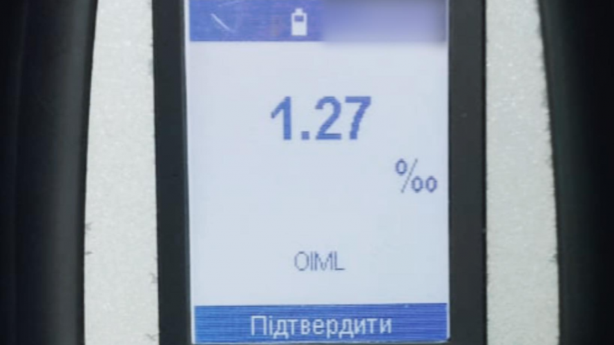 У Луцьку зупинили водія, який уже зранку їздив п’яним