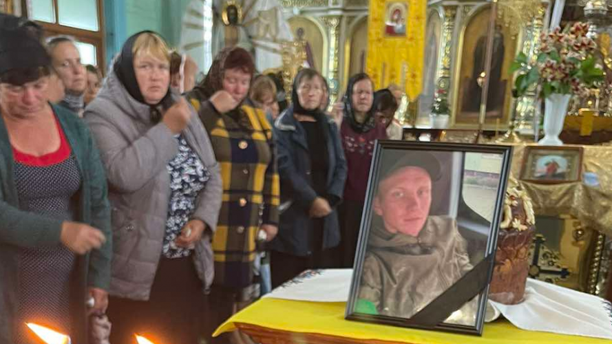 У жахливій ДТП на Одещині загинув молодий нацгвардієць з Волині Володимир Сливка: Героя поховали на батьківщині