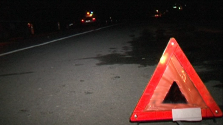 На Волині вантажівка злетіла у кювет та перекинулася