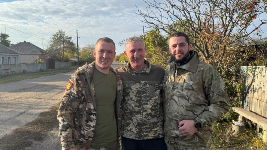 Батько і троє синів стали на захист України: історія волинської родини