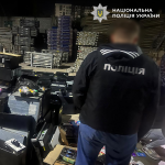 Щомісячний дохід близько 500 тисяч доларів: у Луцьку накрили шахрайський кол-центр