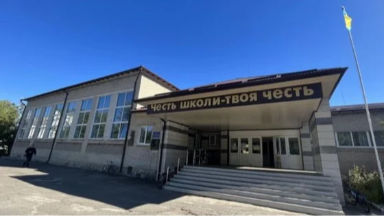 Лаялася та погрожувала вчителям: на Волині затримали жінку після конфлікту в ліцеї