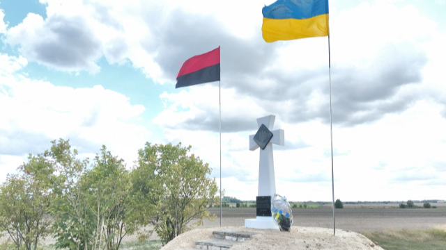 На Волині відкрили пам’ятний хрест трьом воякам УПА, які загинули в бою