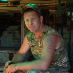 «Хочу обійняти своїх дівчат»: історія захисника з окупованої Херсонщини, який воює в 100 бригаді