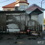 Після пів року тиші напади відновилися: на Волині втретє облили мастилом кіоск підприємця