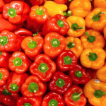 Які врожайні сорти болгарського перцю садити на розсаду: плоди будуть величезними, м’ясистими та солодкими