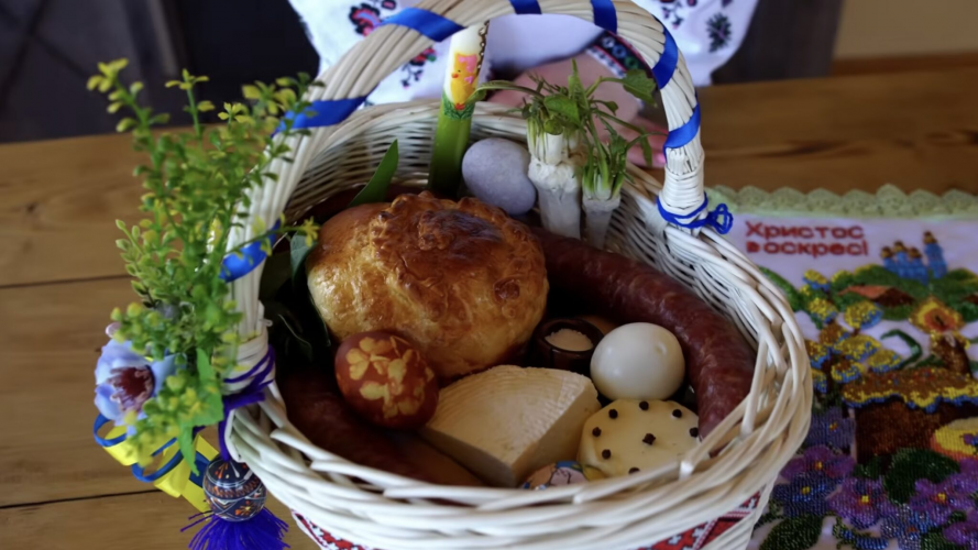 Два заборонені продукти: що категорично не можна класти у Великодній кошик