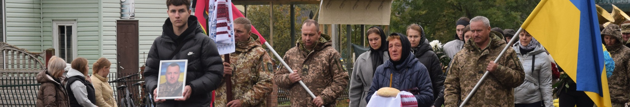 Повернувся «на щиті» після довгих місяців очікування: на Волині в останню дорогу провели Героя Володимира Губарика
