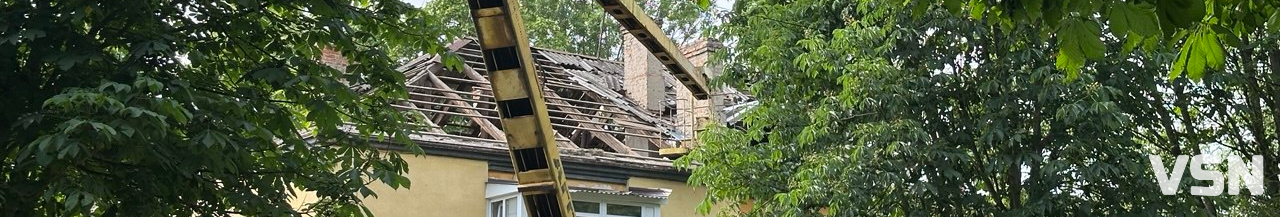 Масована атака на Луцьк: триває ліквідація наслідків російського обстрілу