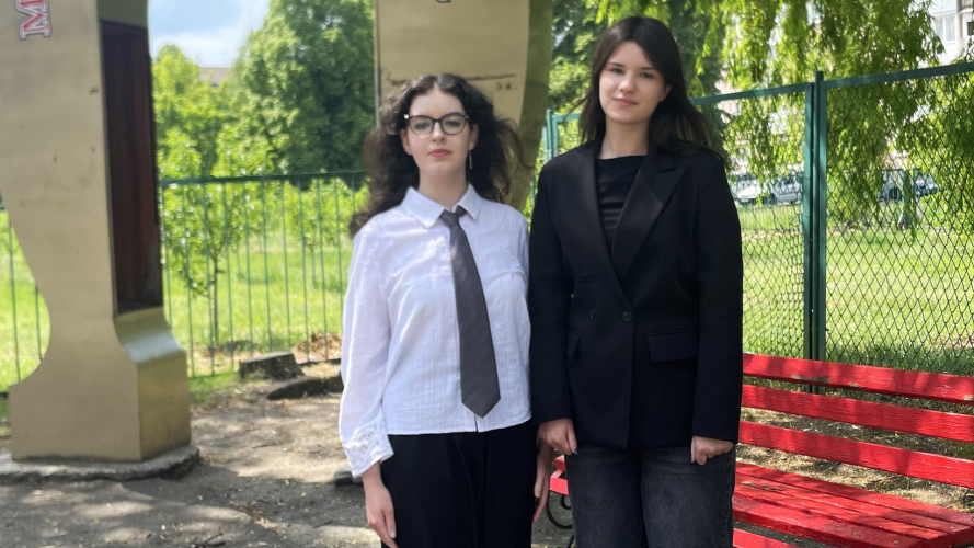 Учениці волинського ліцею вибороли рік навчання за кордоном