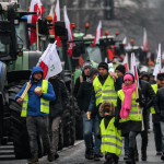 Понад дві тисячі вантажівок та черга 10 кілометрів: у Луцьку розповіли про ситуацію на польському кордоні