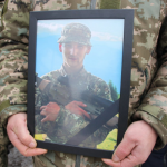 Його весільний коровай ділили на кладовищі: Герою з Волині навіки 23 роки