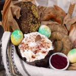 Скільки коштують великодні страви у Луцьку: готові набори, які пропонують ресторани міста