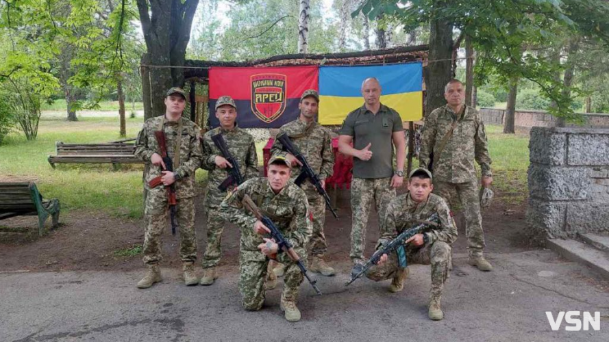 Спочатку у бій за Україну пішов батько, а коли загинув, його замінив син: спогади про двох Героїв з Волині