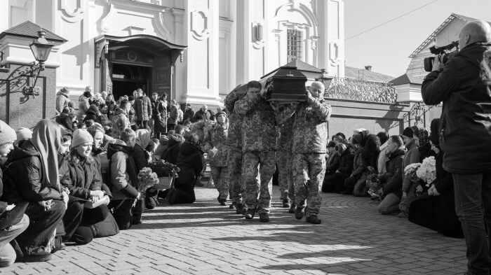 Три прощання в один день: у Луцьку віддали останню шану полеглим на війні Героям