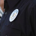 У Луцьку чоловік зламав ніс поліцейському: як його покарали