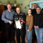 Має 7 дітей, 16 внуків і 6 правнуків: довгожитель з Волині відзначив 90-річчя