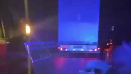 Біля Луцька водій вантажівки на смерть збив 37-річного пішохода. Відео