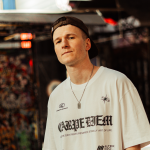 «До мурах»: співак з Волині презентував нову пісню