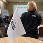 Люди не знають, що повинен робити депутат: у Луцьку обговорили парламентську кризу під час війни