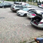 Машину відкинуло на узбіччя: у жахливій автотрощі під Луцьком постраждали двоє людей