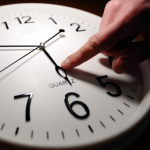Залишилося кілька днів: українцям знову переведуть час — коли саме