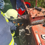На Волині чоловіку затисло ногу в шнеку комбайна: як його рятували