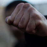На Волині лісничий ударив чоловіка ногою під час відеозйомки й отримав чималий штраф