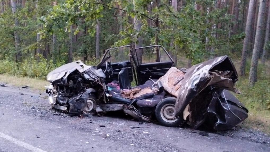 На Волині бус «Фольксваген крафтер» розтрощив ВАЗ - водій загинув
