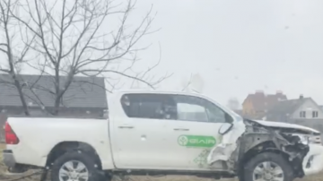 Аварія поблизу Луцька: зіткнулись вантажівка та пікап