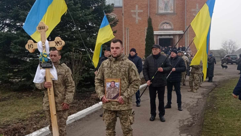 Трагічний день: на Волині попрощалися із Героєм Юрієм Вишневським