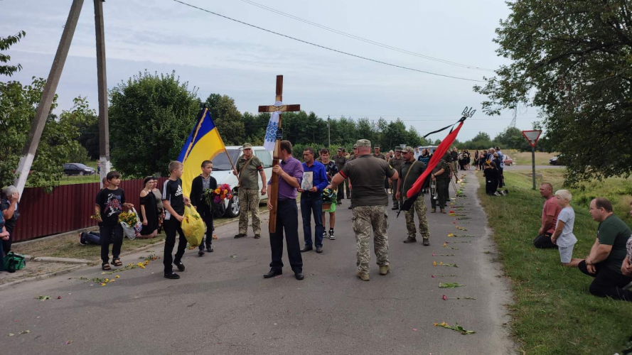 Чорний день на Волині: попрощалися із Героєм Русланом Швецем