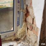 У Луцьку сім’ї з двома маленькими дітьми допоможуть після російської атаки: квартира зазнала значних руйнувань