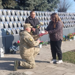 У громаді на Волині дружині загиблого Героя Андрія Бондаря вручили орден «За мужність»