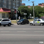 Проїхав на червоне: у Луцьку сталася ДТП за участю таксі та Nissan