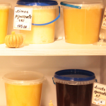 Скільки коштує мед на ринку та у магазинах Луцька?