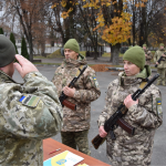 Матір п’ятьох дітей стала прикордонницею: новобранці Волині склали присягу