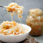 Коли квасити капусту: найкращі дні в листопаді і грудні 2025 року