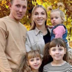 Відмовилися від 40 соток малини: чому родина з Волині перейшла на вирощування огірків