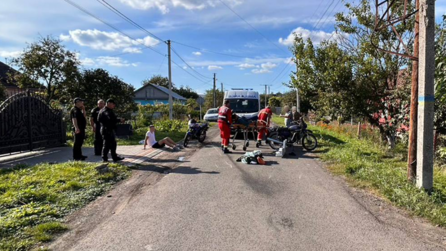 У Луцькому районі зіткнулися два мотоциклісти: один з них у лікарні. Фото