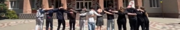 У Луцьку випускники відзняли зворушливе відеопрощання зі школою