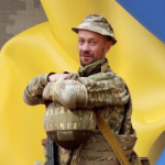 Збудував дім для чотирьох дітей, а сам не повернувся: історія волинського Героя Василя Душенка
