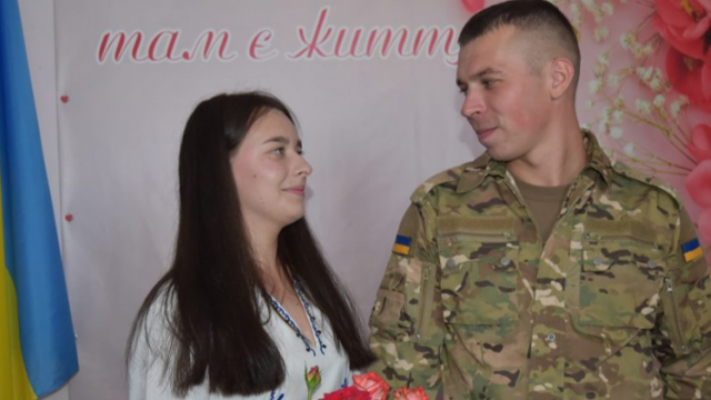 За місяць до загибелі встиг одружитись: захиснику з Волині просять посмертно присвоїти звання Героя України