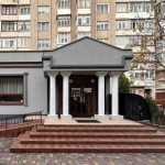 У Луцьку продають популярний салон краси за майже мільйон доларів