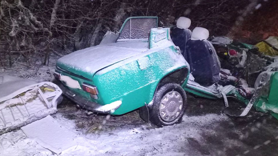 Автівку розірвало від удару: в аварії на трасі Київ - Ковель - Ягодин загинуло подружжя