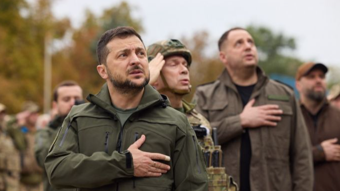 Зеленський похвалив СБУ: Тепер в окупантів не буде опори на українській землі