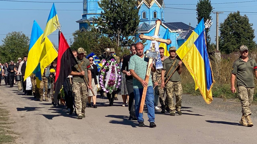 Вважався зниклим безвісти: на Волині попрощались із Героєм Петром Вакульчуком