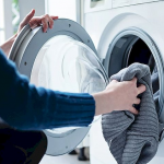 Це важливо знати всім: що робити, якщо під час прання відключили світло