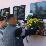 У громаді на Волині відкрили меморіальні дошки чотирьом полеглим захисникам-випусникам