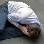 У Луцьку п’яні молодики побили чоловіка після відмови дати 10 гривень: як їх покарав суд